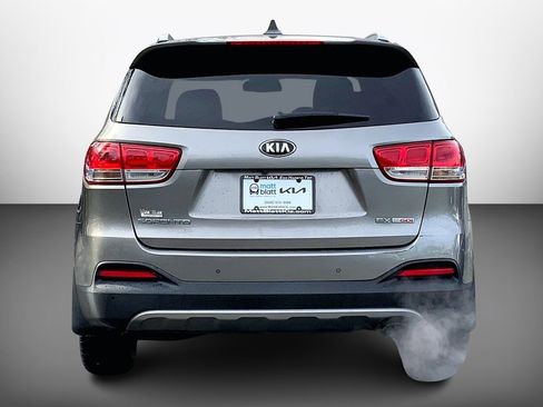 Used 2017 Kia Sorento EX w/ EX Premium Package image 6