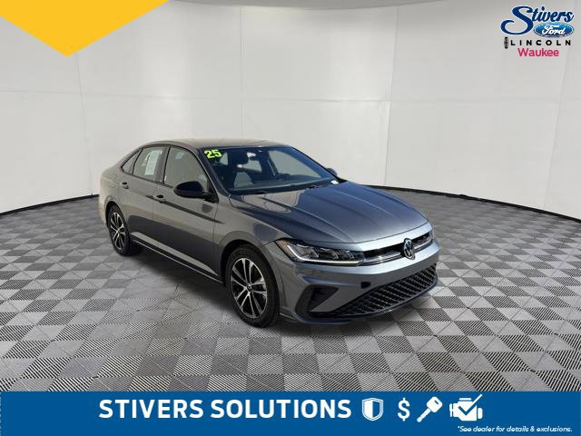Used 2025 Volkswagen Jetta Sport FWD image 3