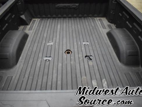 Used 2024 GMC Sierra 3500 AT4 w/ AT4 Premium Plus Package AWD/4WD image 10