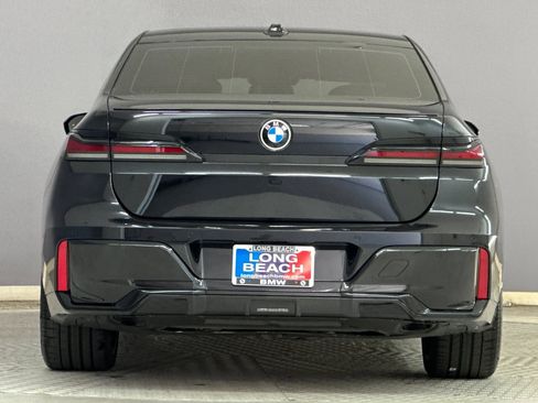 Certified 2024 BMW 740i w/ Premium Package image 9
