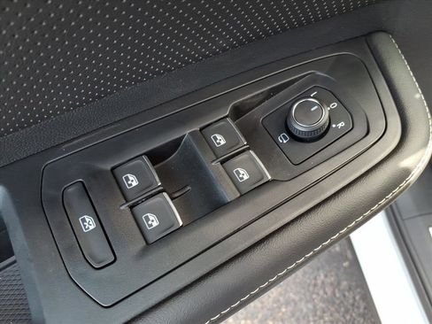 New 2026 Volkswagen Atlas SEL Premium R-Line image 10