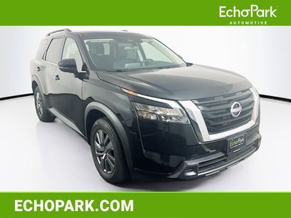 Used 2024 Nissan Pathfinder SV