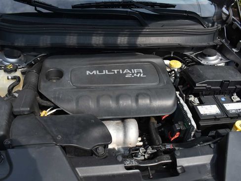 Used 2018 Jeep Cherokee Limited AWD/4WD image 30
