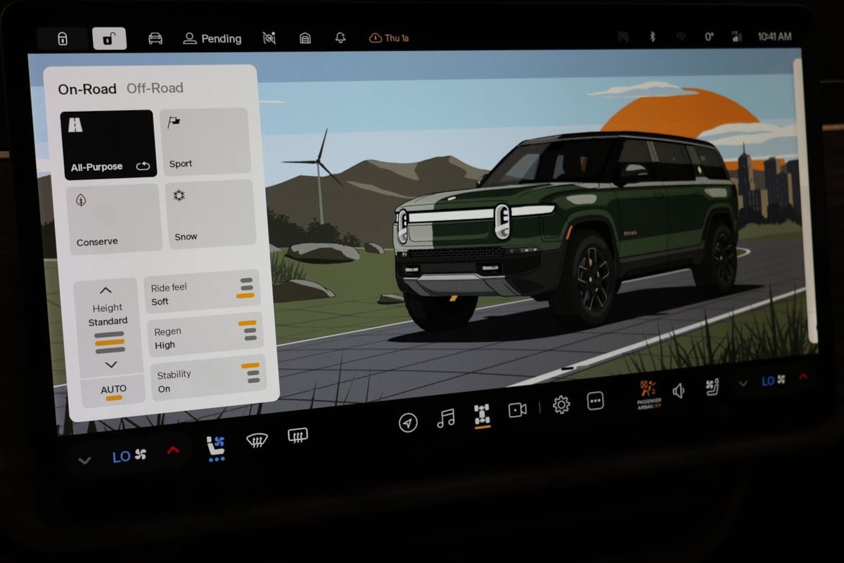Used 2022 Rivian R1S Launch Edition Quad AWD/4WD image 49