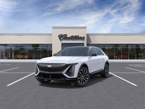 New 2026 Cadillac Lyriq Premium Sport image 8