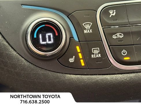 Used 2024 Chevrolet Malibu LT image 13