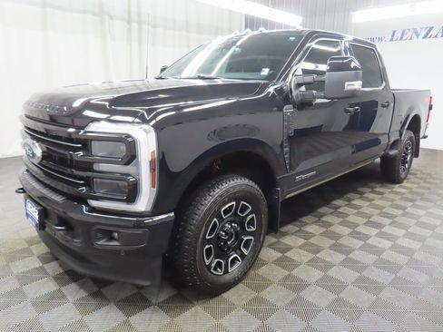 Used 2025 Ford F250 Platinum image 6