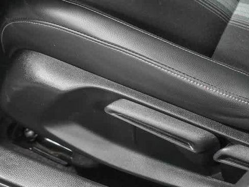 Used 2022 Honda Civic Sport image 21