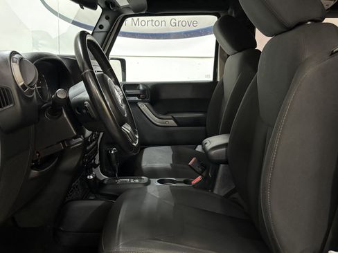 Used 2015 Jeep Wrangler Sport AWD/4WD image 13