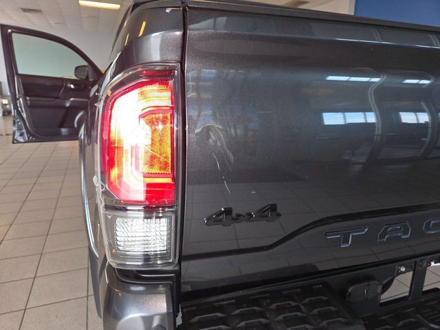 Used 2023 Toyota Tacoma Limited w/ Nightshade Package AWD/4WD image 30