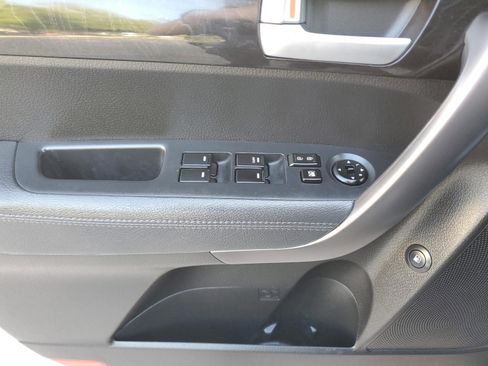 Used 2015 Kia Sorento LX FWD image 14