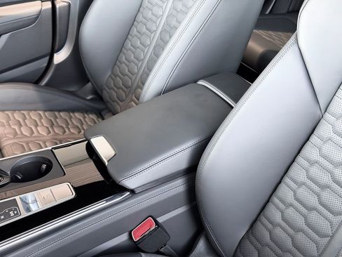 New 2025 Audi RS 7 performance Sportback AWD/4WD image 24