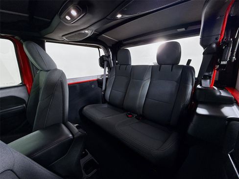 Used 2025 Jeep Wrangler Sport image 22