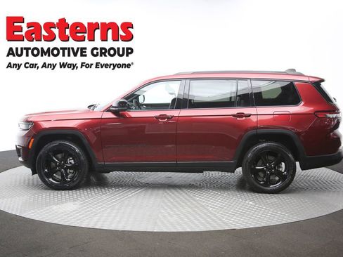 Used 2023 Jeep Grand Cherokee L Laredo image 60