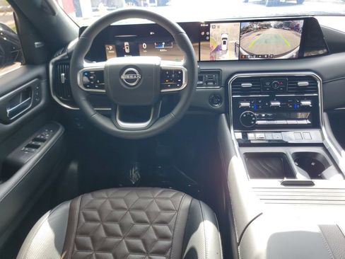 Certified 2025 Nissan Armada Platinum Reserve RWD image 17