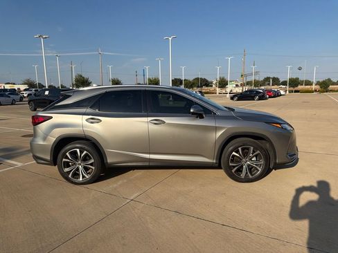 Used 2022 Lexus RX 350 FWD w/ Premium Package image 2