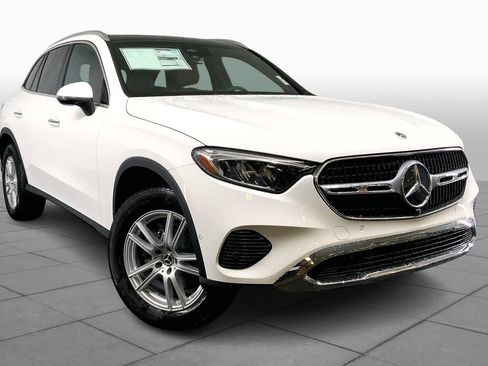 New 2025 Mercedes-Benz GLC 300 4MATIC image 2