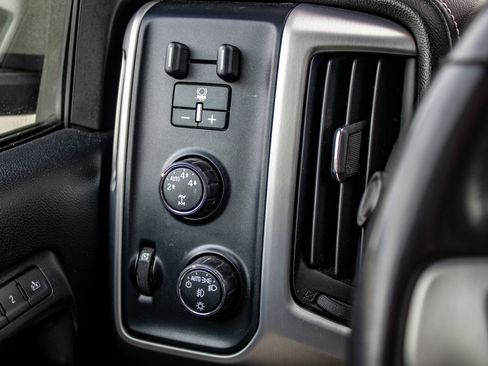 Used 2015 GMC Sierra 1500 SLT w/ Max Trailering Package image 30