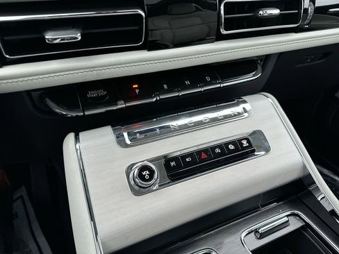 New 2026 Lincoln Aviator Reserve AWD/4WD image 17