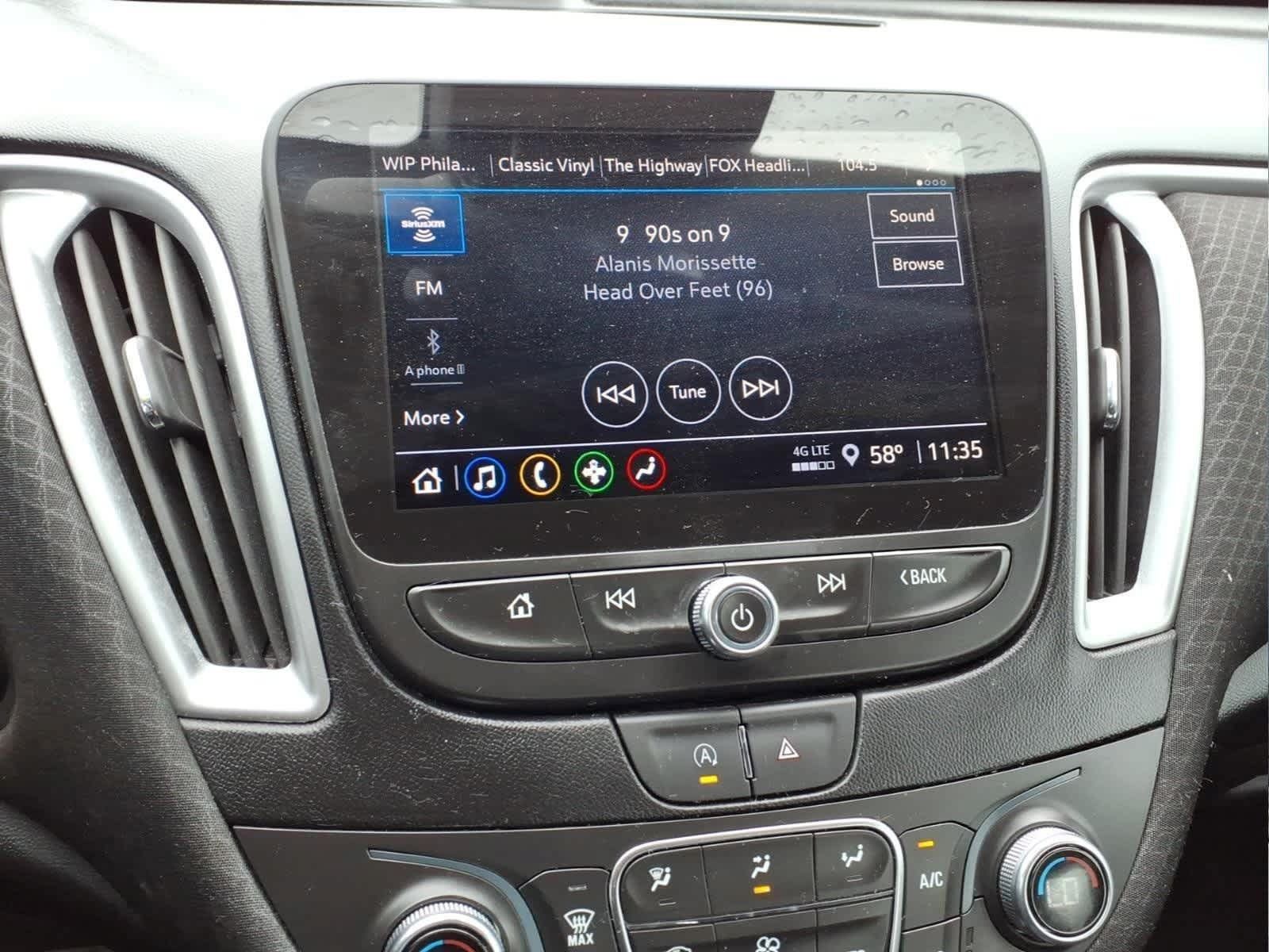 Used 2023 Chevrolet Malibu LT FWD image 19