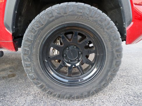 Used 2024 Toyota Tundra Limited image 14