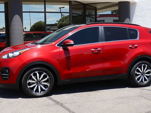 Used 2019 Kia Sportage EX w/ EX Technology Package FWD image 7
