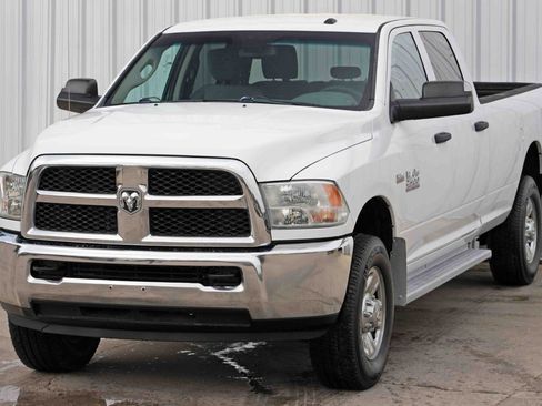 Used 2014 RAM 2500 Tradesman w/ Chrome Appearance Group image 38