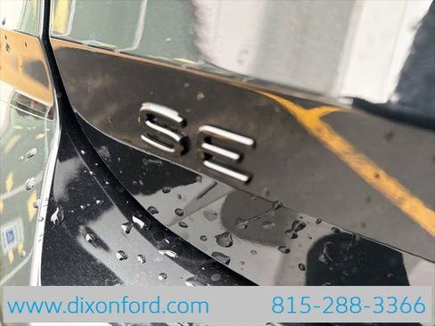 New 2026 Volkswagen Taos SE image 26