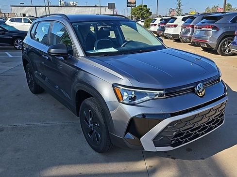 New 2026 Volkswagen Taos S image 3