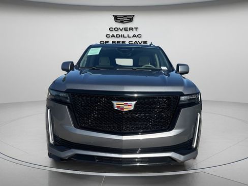 Certified 2022 Cadillac Escalade Sport Platinum image 2