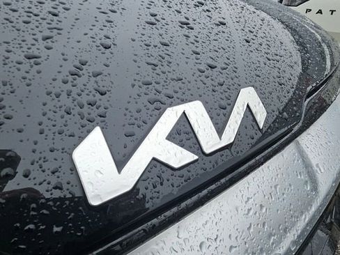 Certified 2023 Kia Sportage SX image 13