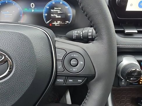 Certified 2025 Toyota RAV4 Limited image 23