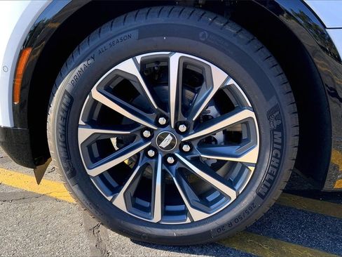 New 2026 Cadillac Lyriq Premium Sport image 13