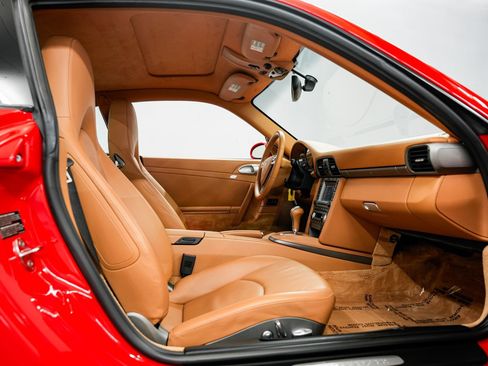 Used 2005 Porsche 911 Carrera RWD image 27