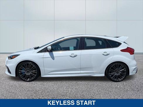 Used 2017 Ford Focus RS AWD/4WD image 2