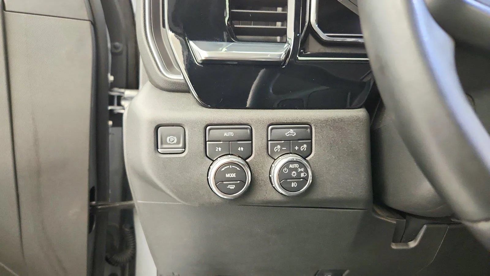 Used 2023 GMC Sierra 1500 Elevation AWD/4WD image 16