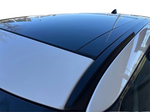 Used 2020 Land Rover Range Rover Velar S image 11