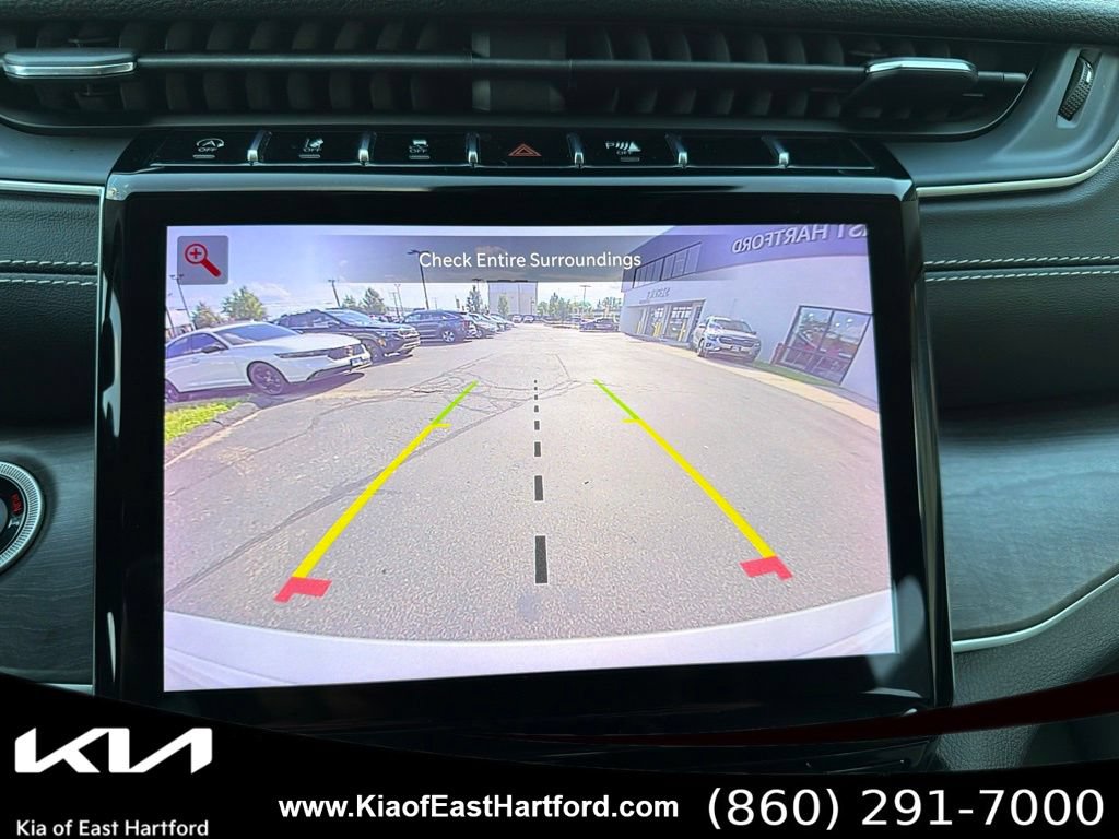 Used 2023 Jeep Grand Cherokee Limited AWD/4WD image 30