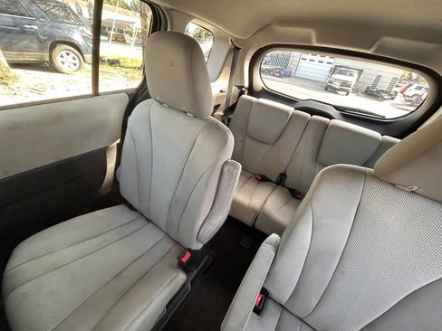 Used 2013 MAZDA MAZDA5 Sport image 12