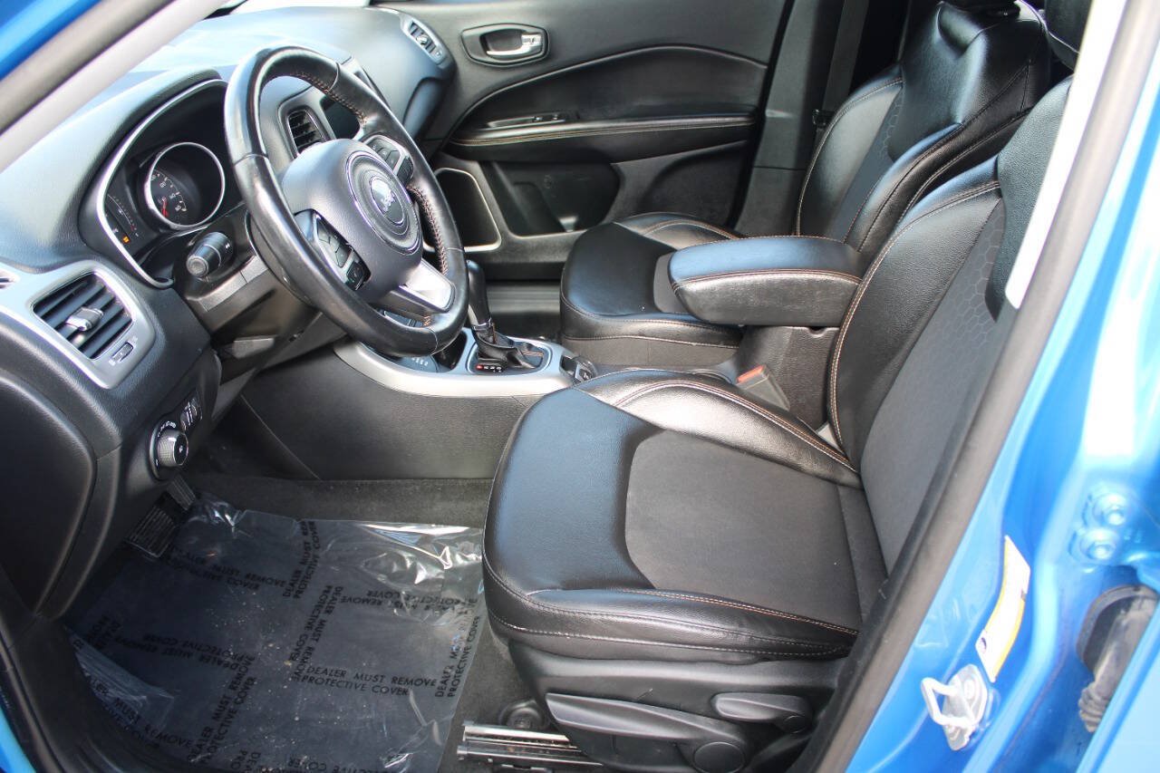Used 2019 Jeep Compass Latitude AWD/4WD image 12