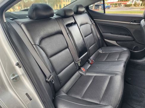 Used 2017 Hyundai Elantra Limited w/ Limited Ultimate Package 05 image 18