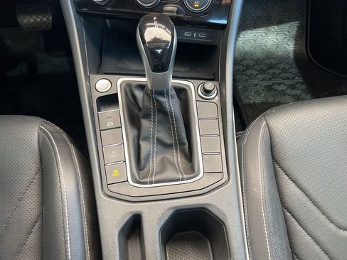 Certified 2024 Volkswagen Jetta SEL image 36