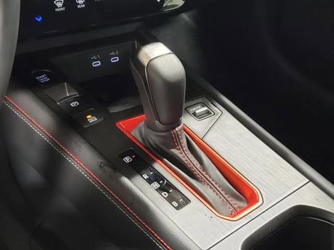 Used 2025 Nissan Kicks SR image 26