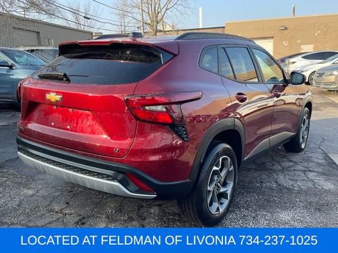 Used 2024 Chevrolet Trax LT w/ Driver Confidence Package image 3