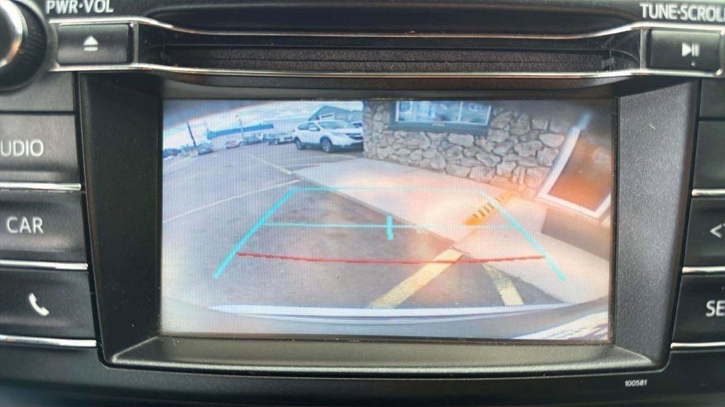 Used 2016 Toyota RAV4 LE AWD/4WD image 26