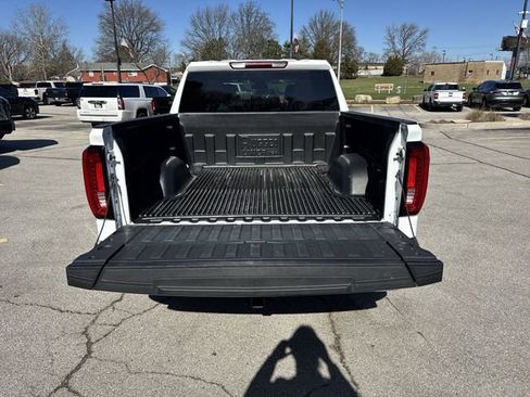 Used 2025 GMC Sierra 1500 SLT image 25