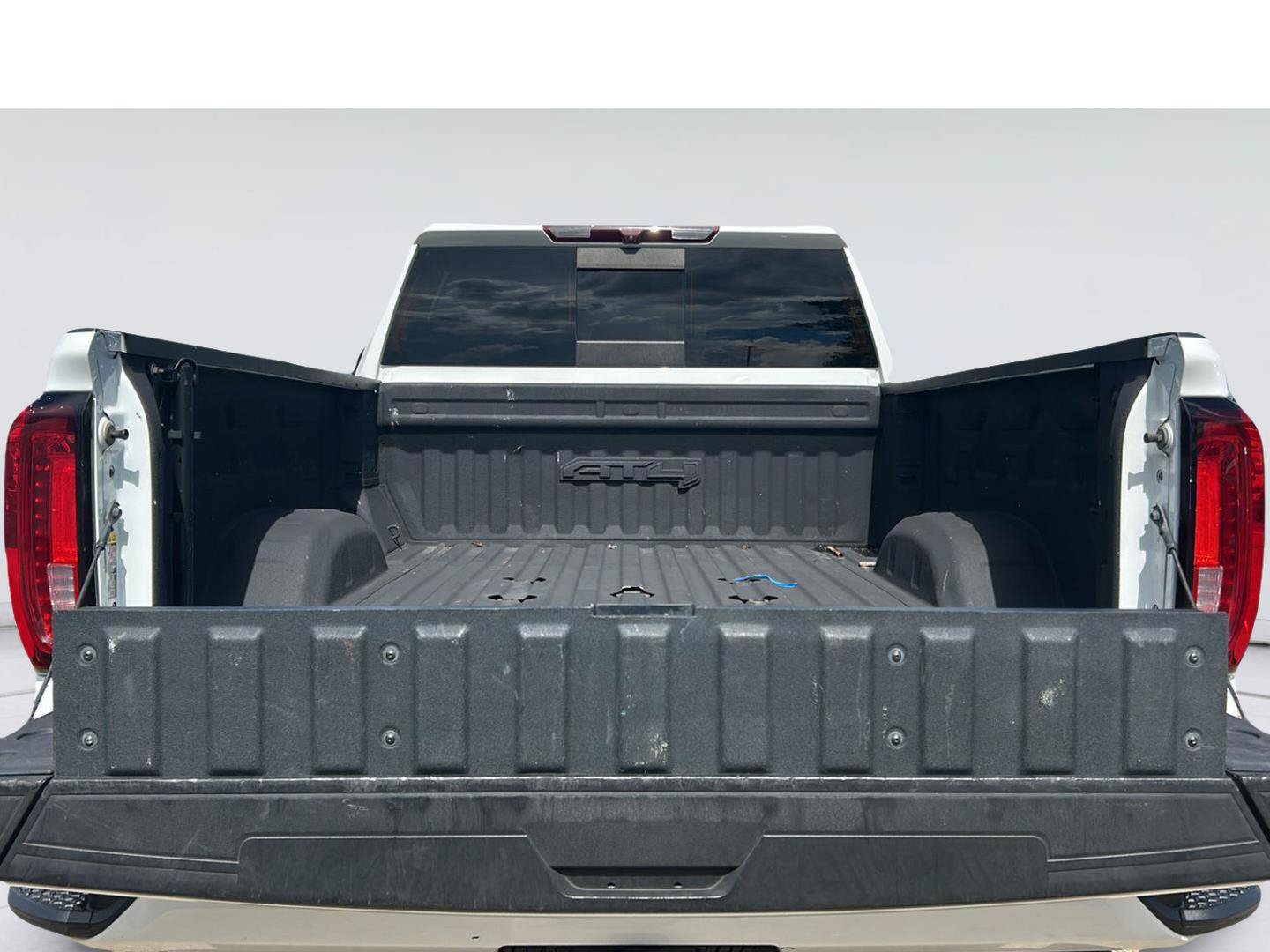 Used 2023 GMC Sierra 2500 AT4 w/ AT4 Preferred Package AWD/4WD image 28