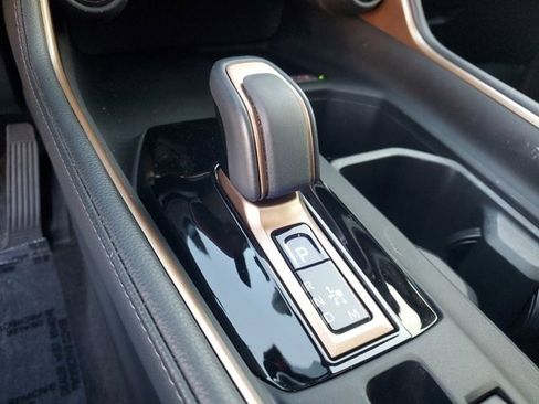 Used 2024 Toyota Grand Highlander AWD Hybrid image 21