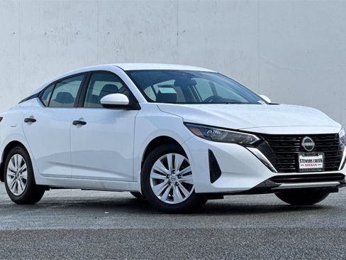 New 2025 Nissan Sentra S image 2