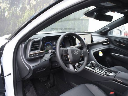 New 2026 Toyota Crown Signia AWD/4WD image 6